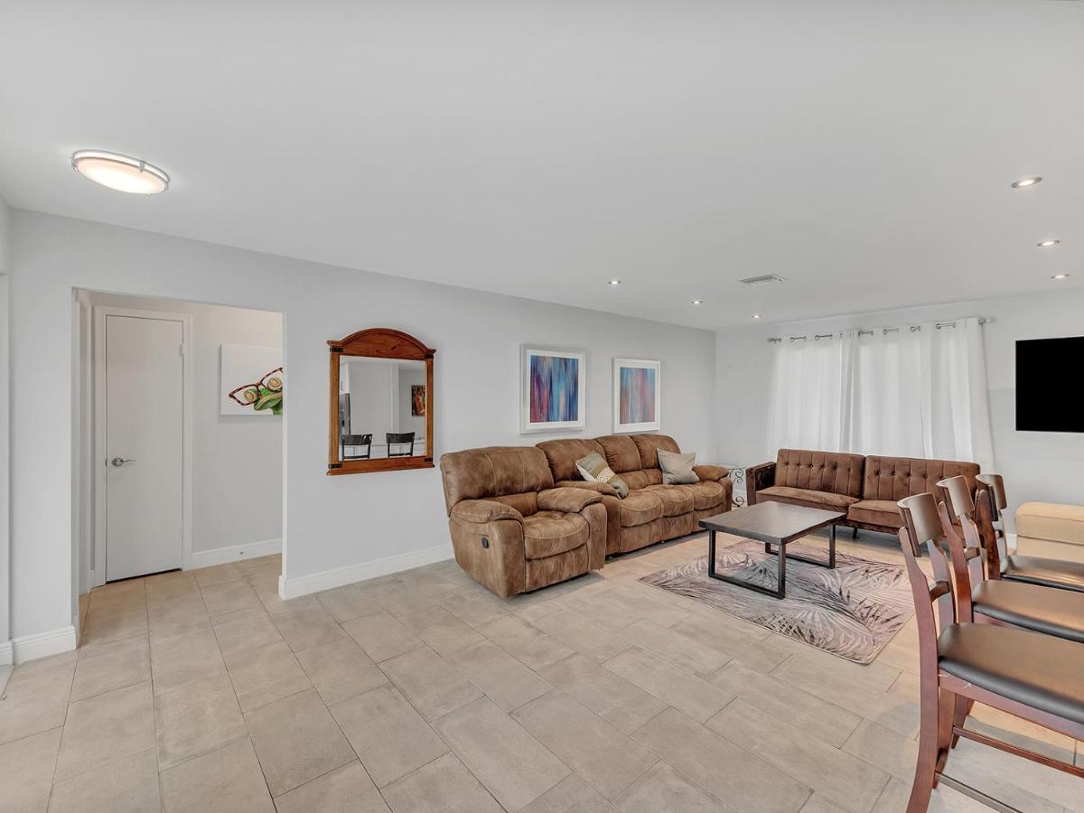 Supervilla - 3Br/2Ba - Pool - Walk To Beach Hollywood Esterno foto