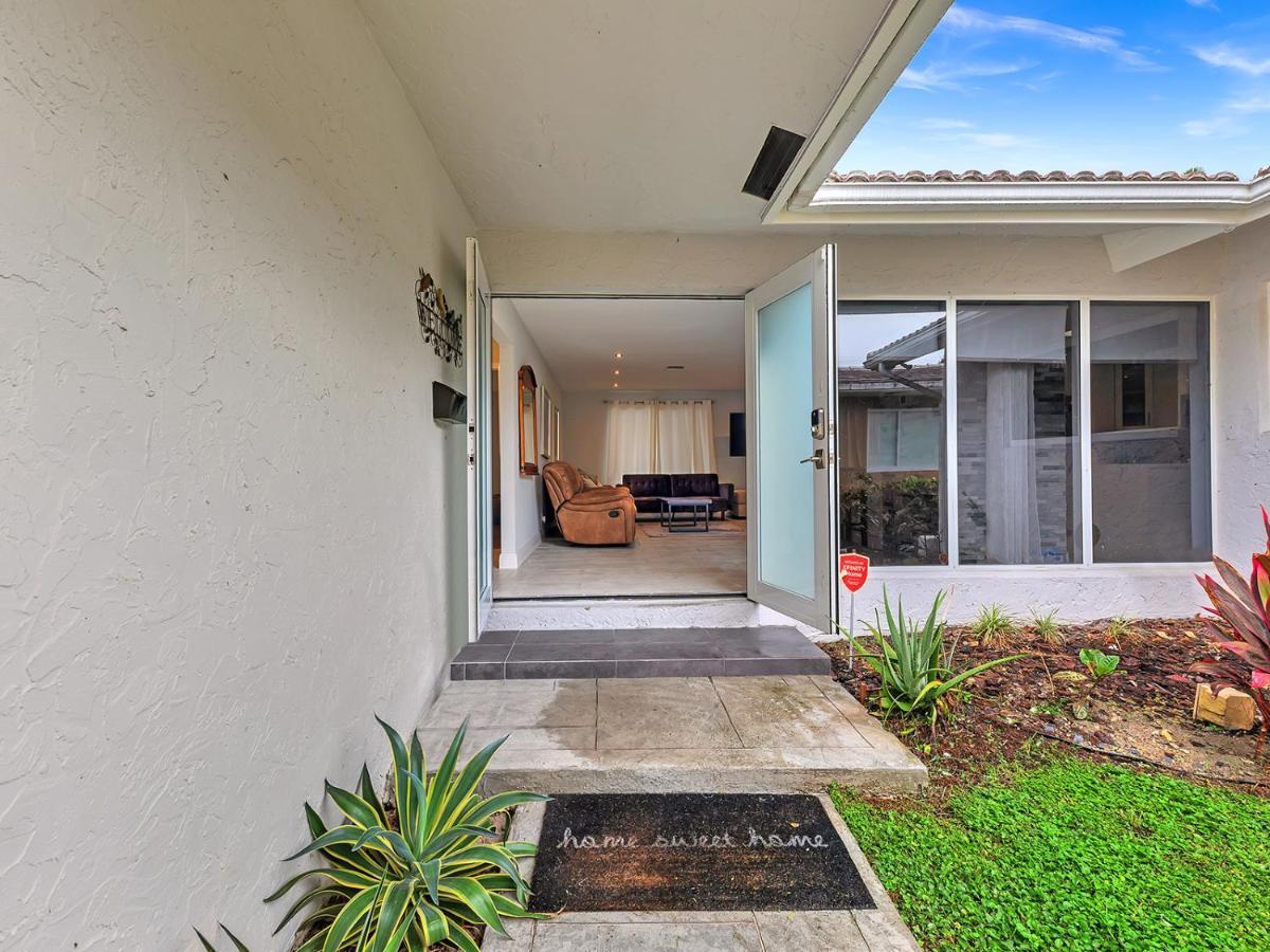Supervilla - 3Br/2Ba - Pool - Walk To Beach Hollywood Esterno foto