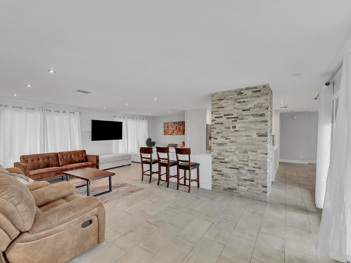 Supervilla - 3Br/2Ba - Pool - Walk To Beach Hollywood Esterno foto