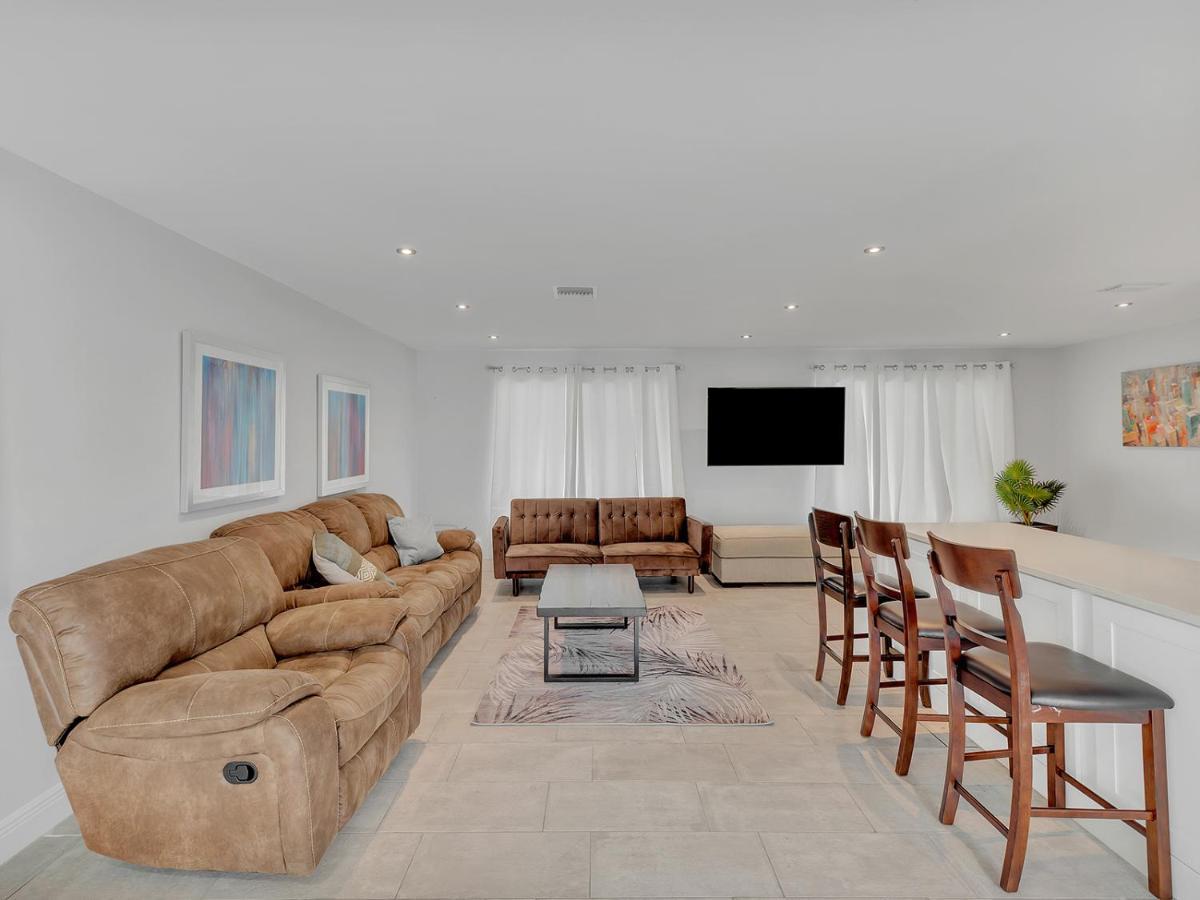 Supervilla - 3Br/2Ba - Pool - Walk To Beach Hollywood Esterno foto